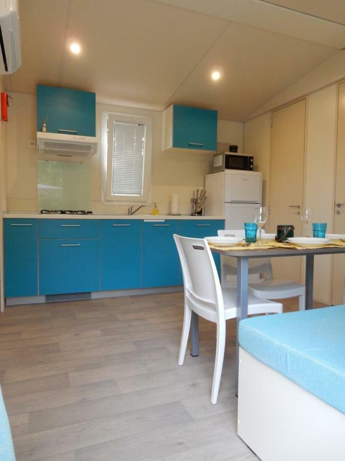 Villa Tiny House Dora Marčana Exterior foto